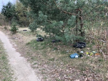 Akcja Śmiec OUT - czyli jak mieszkańcy Gminy Nowosolna wzięli sprawy sprzątania Parku Krajobrazowego Wzniesień Łódzkich w swoje ręce, źródło: Gmina Nowosolna